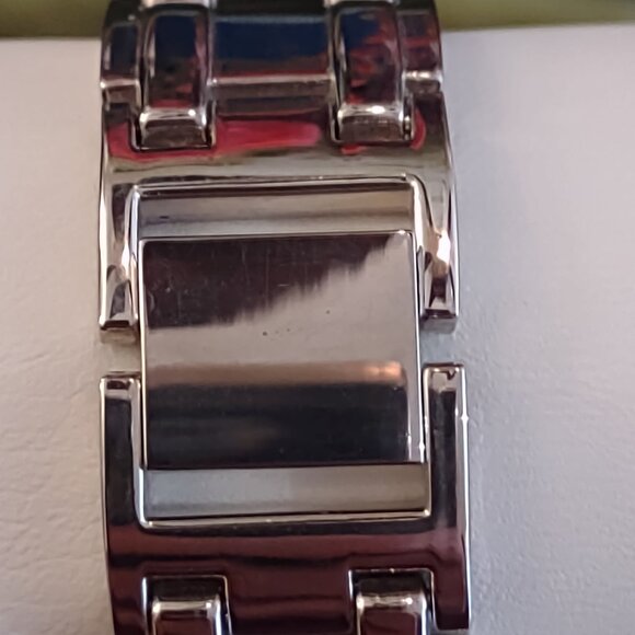 Silver-tone watch with crystals - no brand - Picture 6 of 6